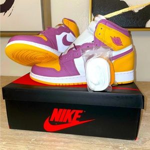 JORDAN 1 RETRO
HIGH OG BROTHERHOOD GS